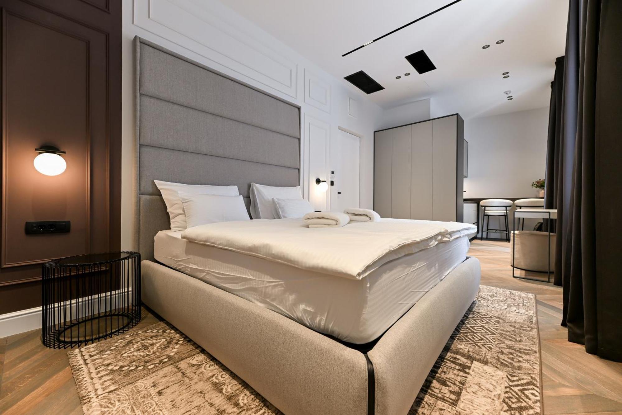 Three Pearls Deluxe Rooms & Studios Zadar Exterior foto