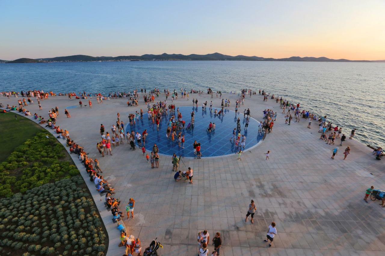 Three Pearls Deluxe Rooms & Studios Zadar Exterior foto